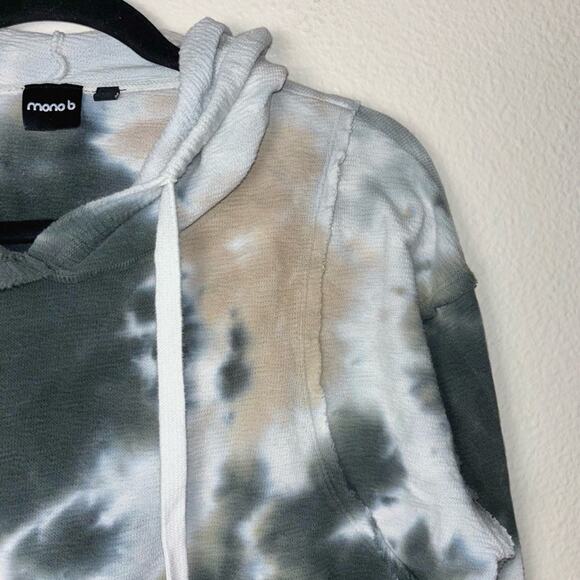 Mono B Sweater Women's Medium Tie Dye Jacquard Cropped Hoodie white, tan, green - Picture 6 of 16
